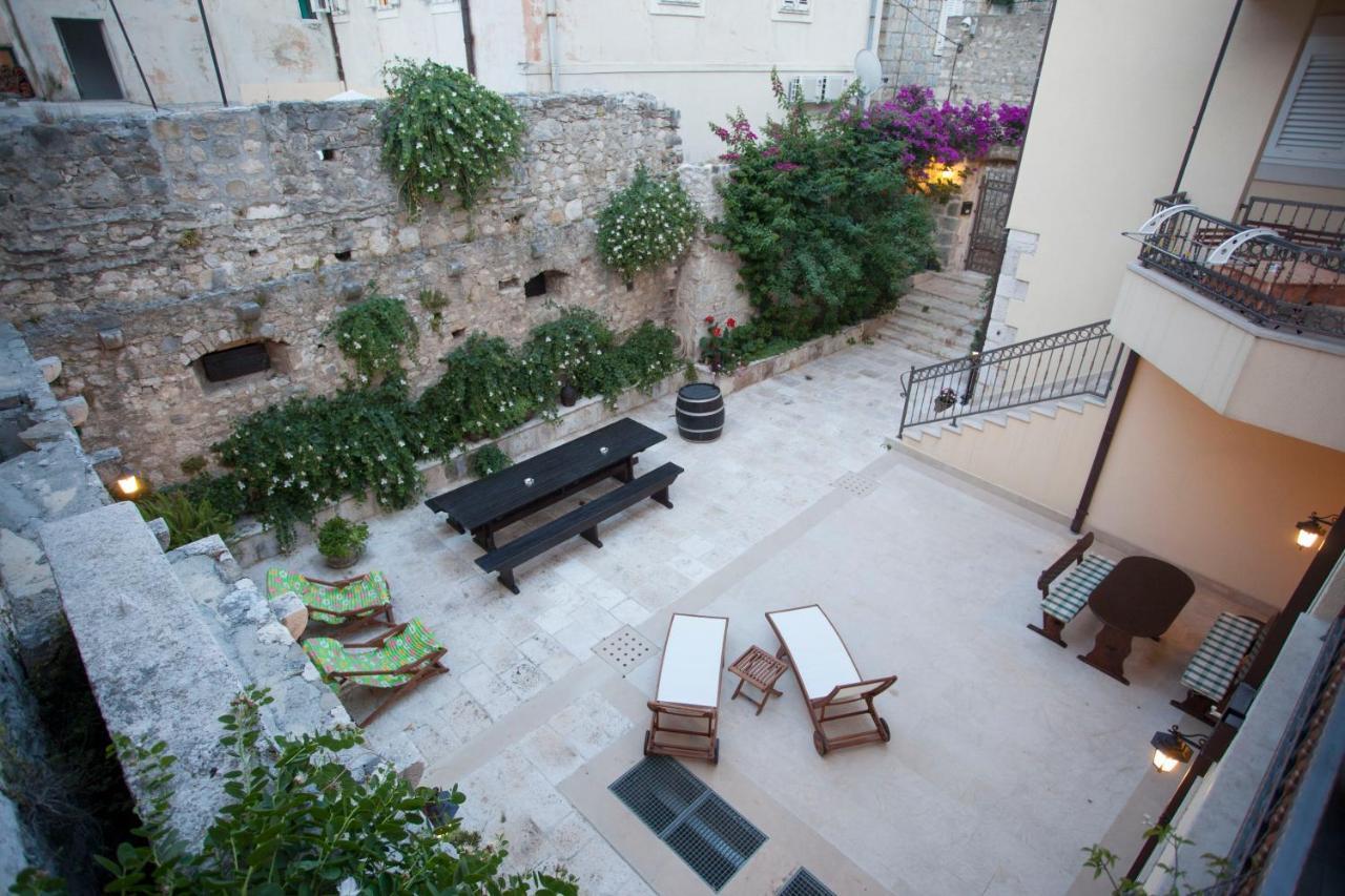 מאקרסקה Old Town Studio Apartments מראה חיצוני תמונה