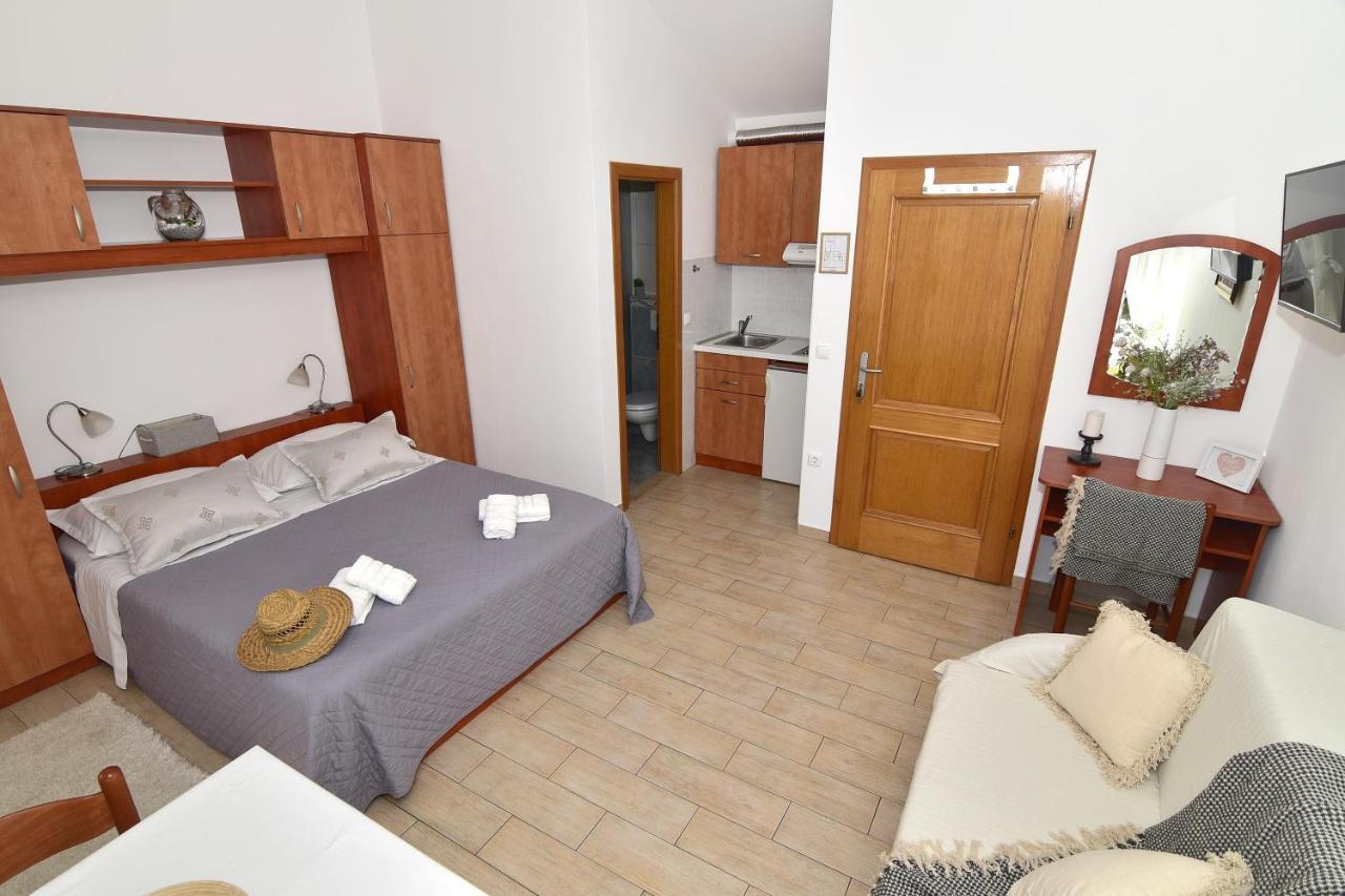 מאקרסקה Old Town Studio Apartments מראה חיצוני תמונה