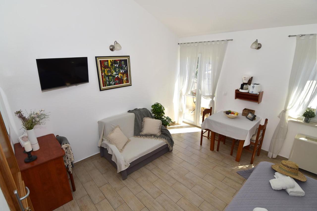 מאקרסקה Old Town Studio Apartments מראה חיצוני תמונה