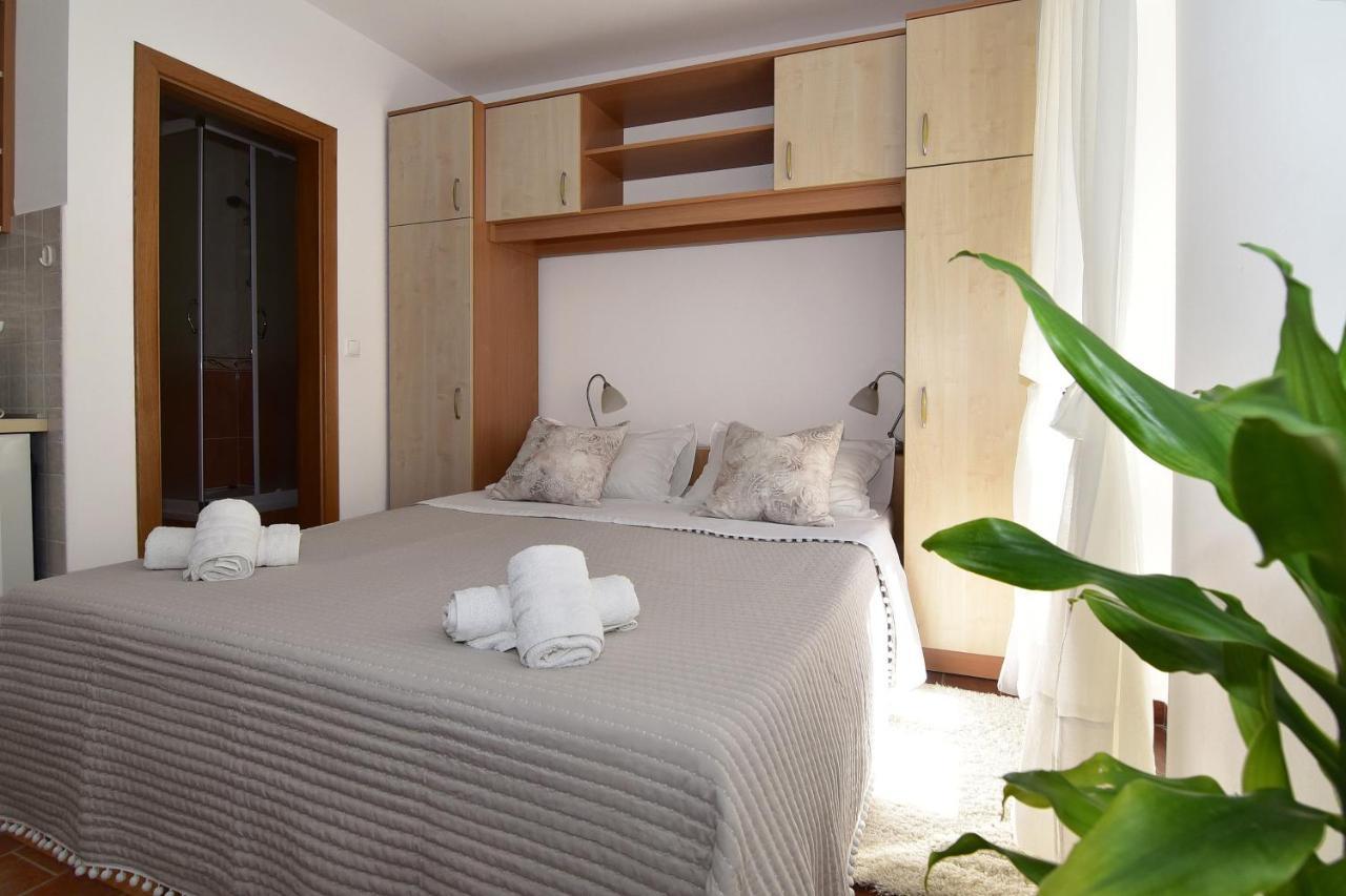 מאקרסקה Old Town Studio Apartments מראה חיצוני תמונה