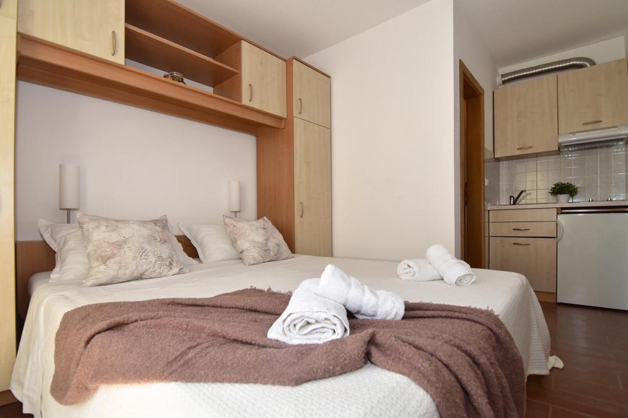 מאקרסקה Old Town Studio Apartments מראה חיצוני תמונה