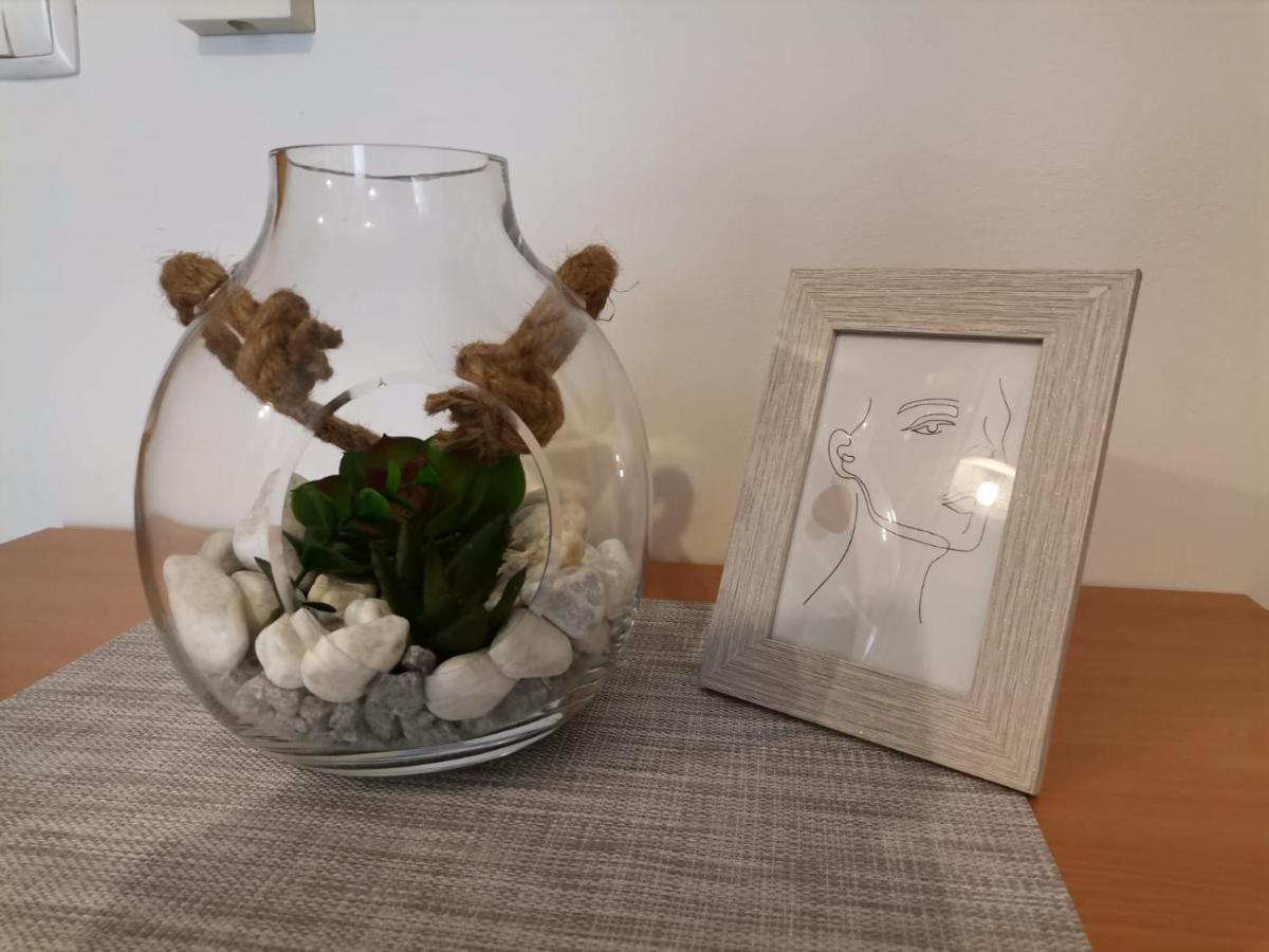מאקרסקה Old Town Studio Apartments מראה חיצוני תמונה