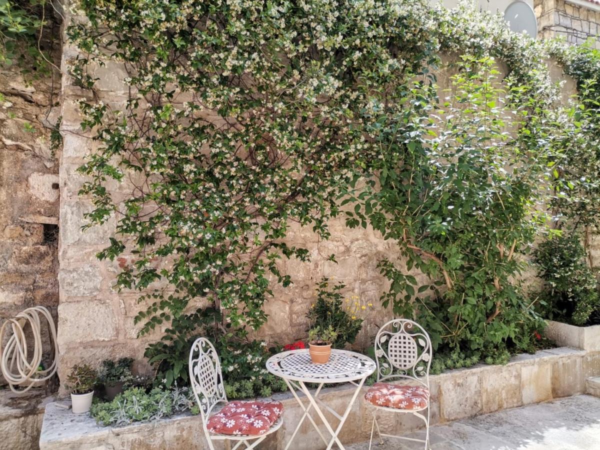 מאקרסקה Old Town Studio Apartments מראה חיצוני תמונה